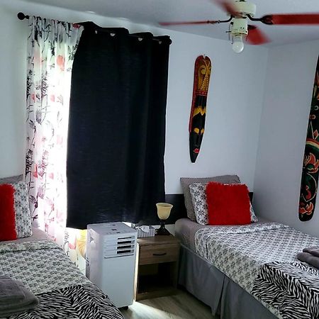 Quiet Cozy Apartment Next To Highway Wifi+Netflix Edmundston Buitenkant foto
